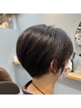 アオ 岡野 横浜(a-o) 刈り上げレディーススタイル◎