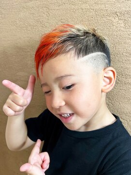 デザイニングヘアードゥ(designing hair Deux) キッズバリアートデザインカラー　【キッズ/ブリーチカラー】