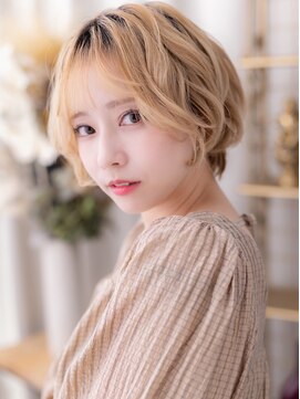 韓国風全頭ブリーチ小顔ゆるふわプードルボブa上尾20代30代