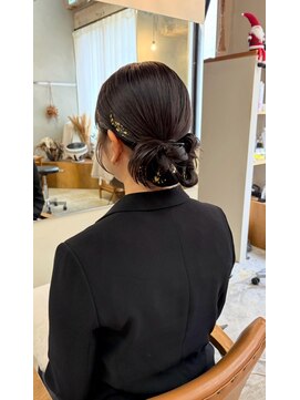 マロウ(mallow) 《花屋併設》タイトアレンジ　ツインアレンジ