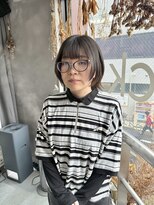 リュッカ(Lyuck)&nbsp;【MANA】耳掛けがポイント！ショートウルフ