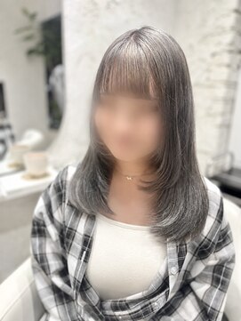 ラシック(Rachic) ハイトーンシルバー&レイヤーカット