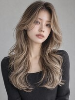 トリニティ(trinity)&nbsp;ハイライト バレイヤージュ ミルクティーベージュレイヤーカット
