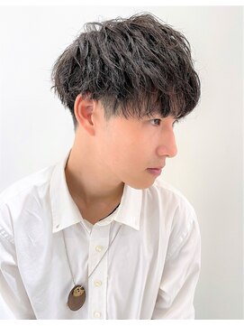 ノイセル 西本町(Noisyle) ソフトツイストスパイラルツーブロック刈り上げバブルマッシュ