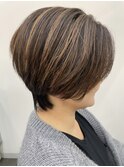 20代30代40代大人可愛い小顔前下がりショート丸みカット