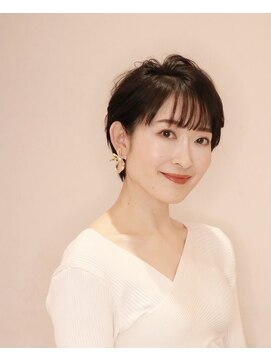 アンベリールフルー(EMBELLIR fleur) エレガントショート