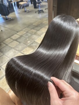 ロンドカスティーヨ 四日市(Lond castillo) 【ロンドカスティーヨ】佐京　美髪ストレート　髪質改善