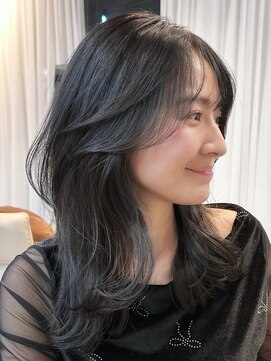 エインアンリー 明治神宮前(AIN.ANLY.) レイヤーカットラベンダーグレーアッシュグレージュ美髪