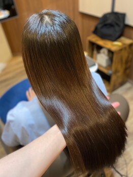シルフ(Silf)の写真/全メニュー髪質改善Tr付き！髪の内側に潤いをぎゅっと閉じ込め、手触りもツヤ感もワンランク上へ。[金沢]
