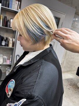 ラフィット 香椎(lafit) ダブルカラーケアブリーチミルクティーベージュ顔周りレイヤー