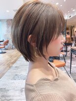 アフロート ルヴア(AFLOAT RUVUA)&nbsp;『岩田莉奈』新宿髪質改善　大人の魅力引き出す丸みショートボブ
