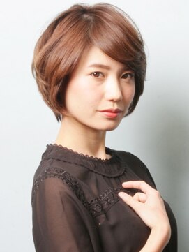 アンダートゥリー(_TREE) 大人レイヤーボブ「ルーセント×ヌケ感」【表参道】遠藤