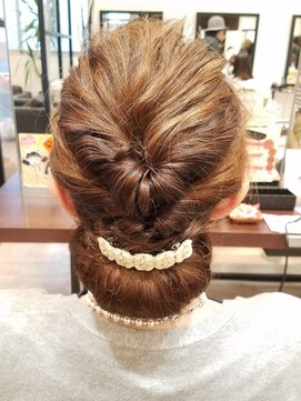 アットウィルヘアー(at will hair) 【at will hair】ダブルくるりんぱアレンジ☆関雄太郎/成田