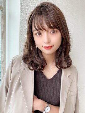 アフロート エル 錦糸町(AFLOAT L) ホワイトグレージュ後れ毛が可愛い顔周りレイヤーミニウルフ