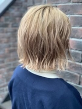 ケアリー 武蔵小杉(Carelly) 前髪かき上げイメチェンイヤリングカラーラベンダーカラーくびれ