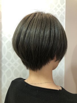 ラプトヘア リタ(Rapt. Hair Rita) 襟足スッキリハンサムショート/30代/40代/50代/アッシュオリーブ
