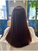 20代30代暗髪ブラウン大人可愛いセンターパートロング