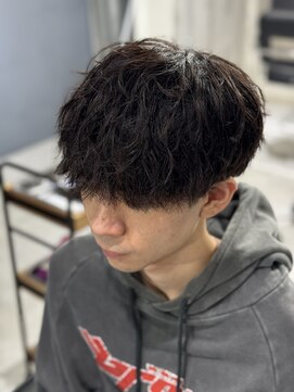 ハイプ(HYPE) ニュアンスパーマ/ニュアンスパーマ/センターパート/フェード