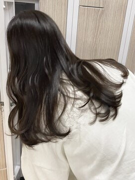 フリーラ 京都河原町三条店(freera) オリーブグレージュ