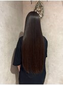 「縮毛矯正で叶える理想のストレートヘア」