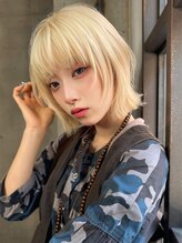 外国人風カラー、透明感カラー、派手カラーが得意なスタイリストが在籍☆