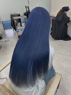 ノルン バイ シェリッシュ(Norn by sheriche) ブルーカラー/ラベンダーカラー