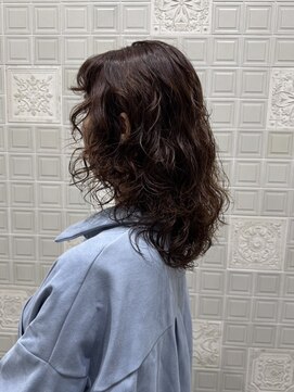 セミロングレイヤーパーマ