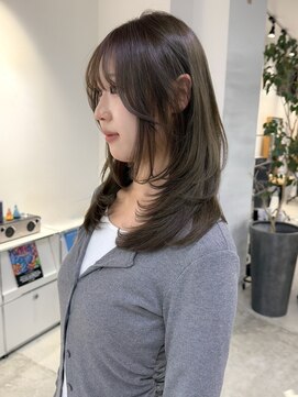 ソピ バイ インビテーション(sopi by invitation) オリーブベージュ 抜け感ヘア ニュアンスレイヤー☆