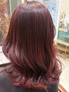 フィッツ(Fits) 【赤髪ハイライト】