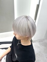 スイ 松戸(SUI)&nbsp;ショートウルフ×ホワイトカラー【松戸/メンズ】