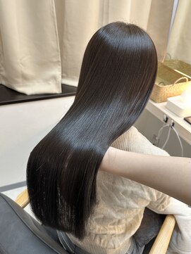 アリアツイン バイ エクラート 池袋西口店(ARiA TWiN by ECLART) 酸性スピエラ縮毛矯正【髪質改善】