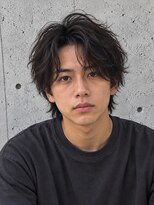 ORI. men’s hair by ENURE【オリ メンズヘア バイ エヌア】&nbsp;垢抜け好印象ヘア　フェザーパーマ×ミディアムセンターパート