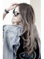 トルネード(TORNADO)&nbsp;外国人風ロング根元コントラストグラデーション