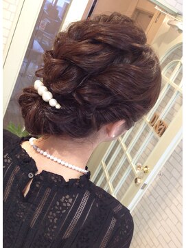 リム バイ ディーアンドティー(Lim by D&T) 【D&T hair 大手町店】大人かわいい 結婚式 まとめ髪 アレンジ