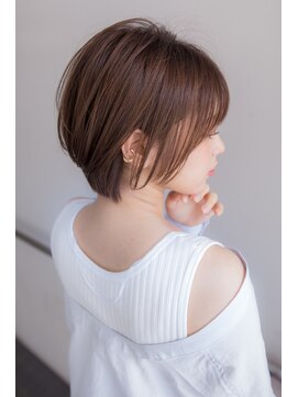 リル(Lilou) 【Lilou】耳かけショートボブ＋シースルーバング