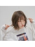 ミルクティーベージュ×ミディアムボブ