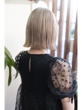 イーズ(e's) 【e's中目黒美容室】透明感◎ケアブリーチ×ブロンドベージュ