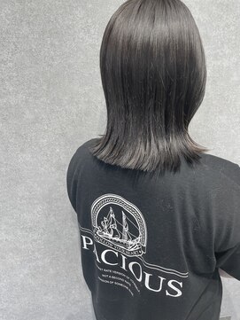 デイジー(Daisy) 顔周りレイヤー×インナー