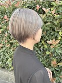 アッシュベージュ/丸みショート