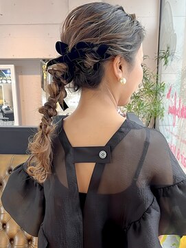 モアナサーフライダー(Moana surfrider) 【kawase_mai】大人可愛い10代20代30代40代　編み下ろしヘア