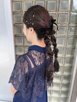 ツイン編みおろし流行のパールアレンジ褒められる♪