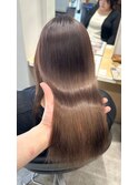 ブリーチしていてもまとまるヘアスタイルに！髪質改善ストレート