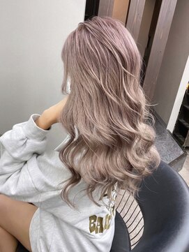 エミーバイモアムー(Emmie byMoremuu) ［南越谷YU-TA］ギャルカラー