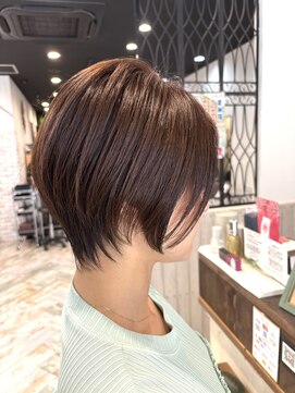 リノナ(Linona) ロングショートワンカールパーマカーキグレージュ前髪錦糸町