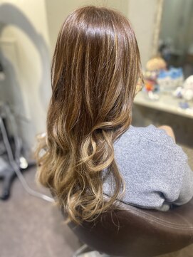 リアリス フレーゼ(Realis Fleuze) ミルクティーベージュ