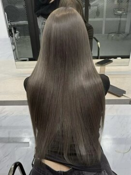 赤み消し×オリーブグレージュ