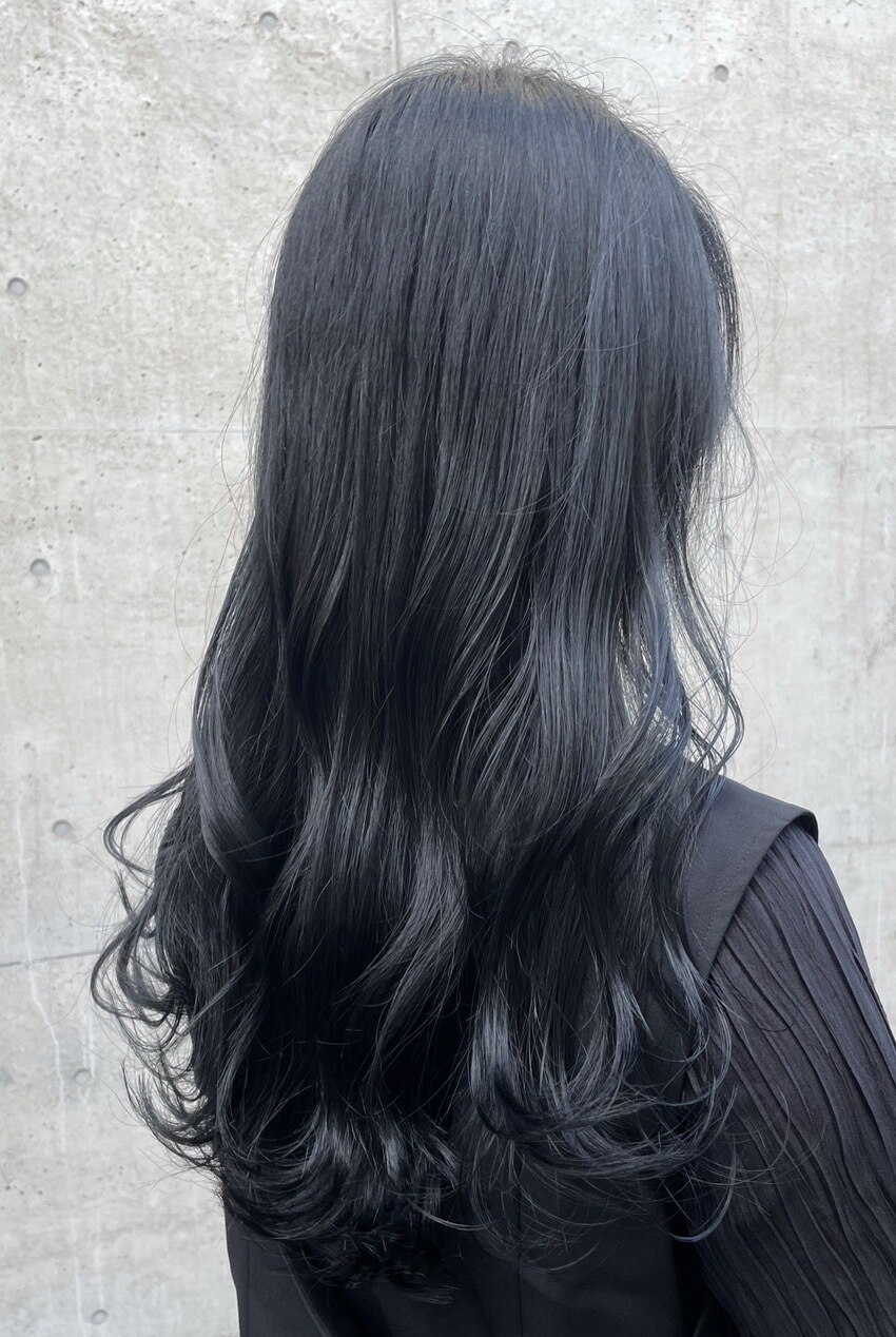 アッシュパープル　アッシュグリーン　ネイビーブルー 2026年春】ネイビーアッシュの髪型・ヘアアレンジ｜人気順