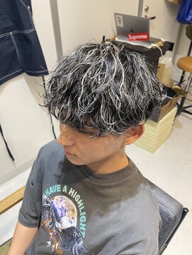 ファミリア 平野(familia) 波巻きパーマ