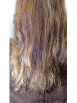 アヅマセカンド(AZUMA2nd) 酸性の薬剤を使った髪の縮毛矯正