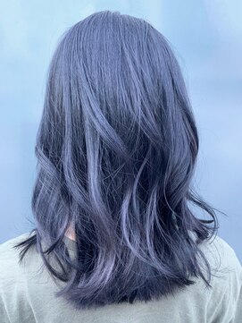 アイティー バイ アルバム 浦和店(IT by ALBUM) ブルージュミディ_ハイライトカラーオリーブカラー_ba243012